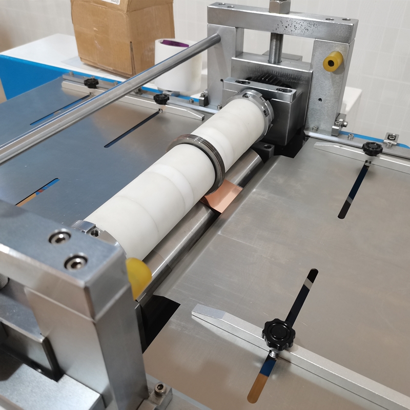 Machine à refendre le papier en plastique à usage d'usine